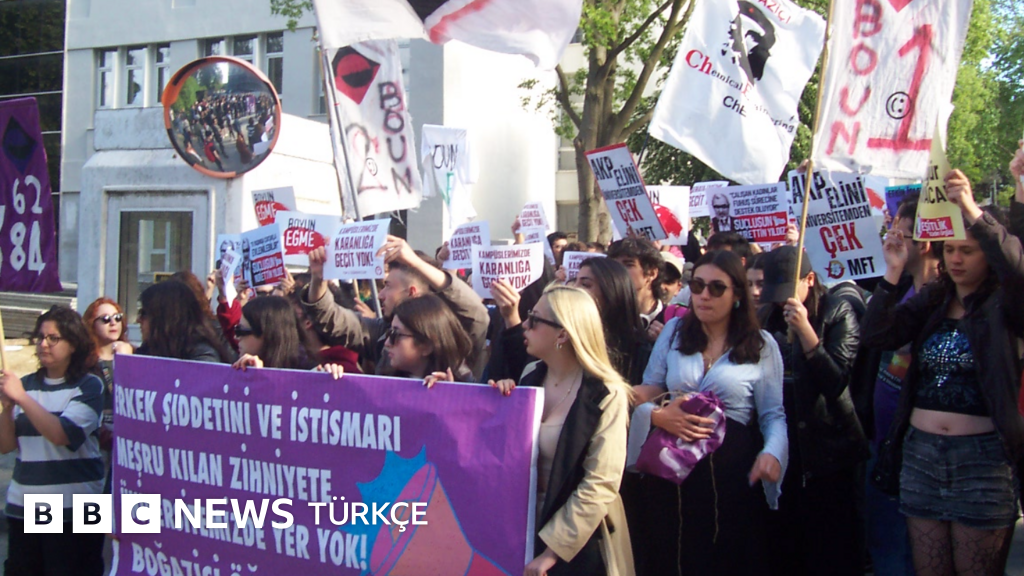 Boğaziçi Üniversitesi'nde Nureddin Yıldız protestosu: Gözaltındaki 97 kişiden 15'i adliyeye sevk edildi