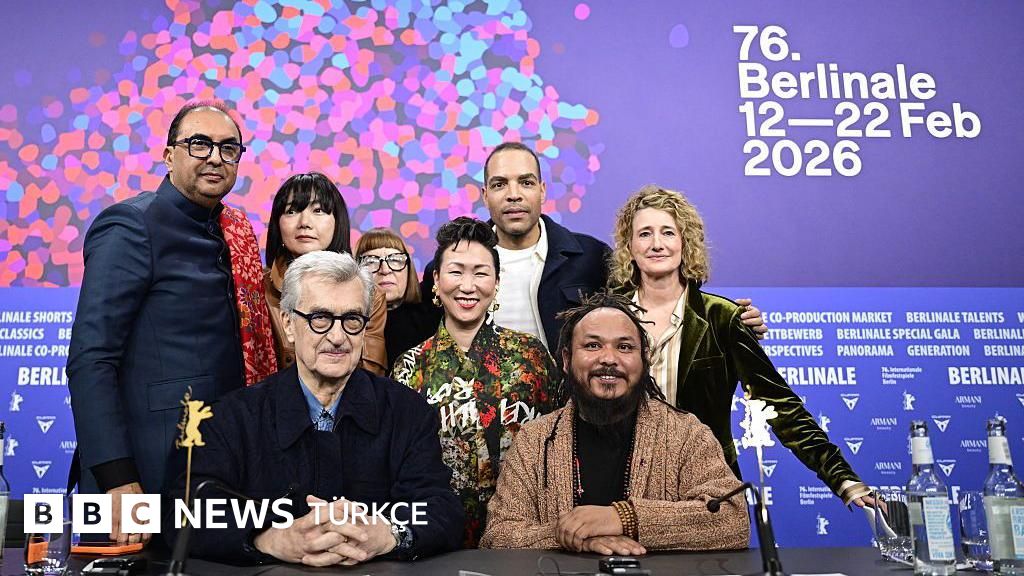 Berlinale'de Gazze tartışmaları: Tunuslu yönetmen ödülü reddetti, 80 sanatçı bildiri imzaladı