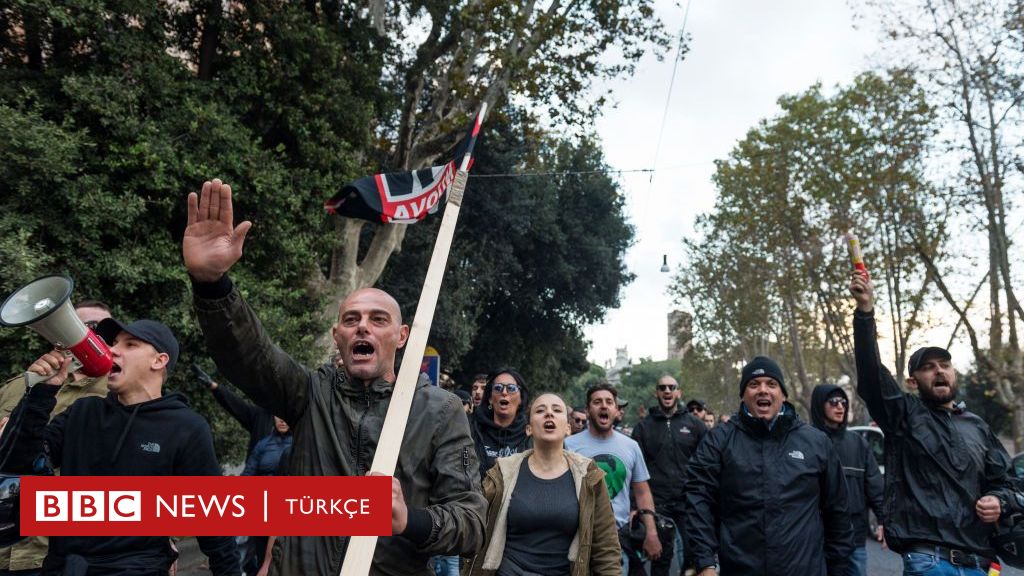 Sentenza “saluto romano” della Corte di Cassazione: non è reato se non si vuole creare un partito fascista