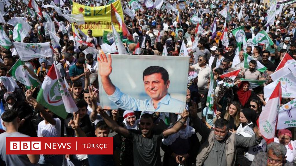 Demirtaş’ın aktif siyasetten çekilme kararı ne anlama geliyor, HDP hangi adımları atacak?