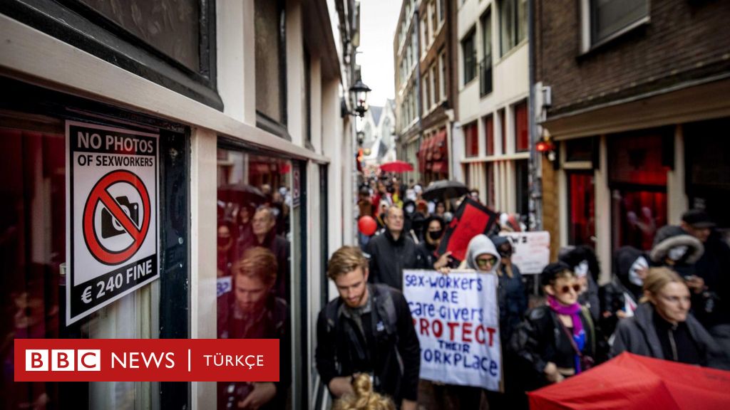 Amsterdam’da Seks Işçileri ‘yeni Erotik Merkez' Planını Protesto Etti ...