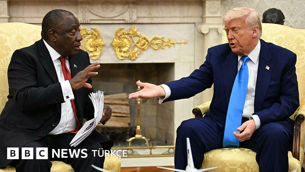 Trump G. Afrika lideriyle tartıştı, beyazların hedef alındığını öne sürdü