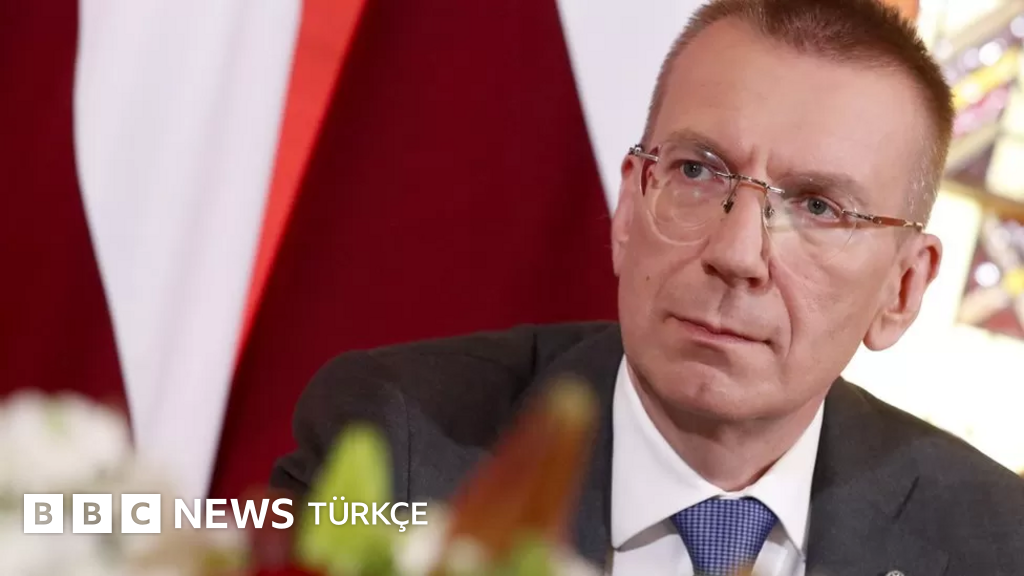Letonya'da göreve başlayan Rinkevics, AB'nin ilk eşcinsel devlet ...