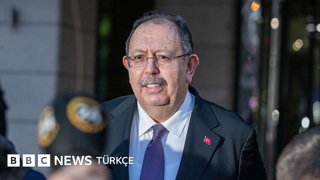 YSK'dan CHP kararları: İstanbul'da kayyum yönetimi ve ilçelerde kongre süreci devam edecek