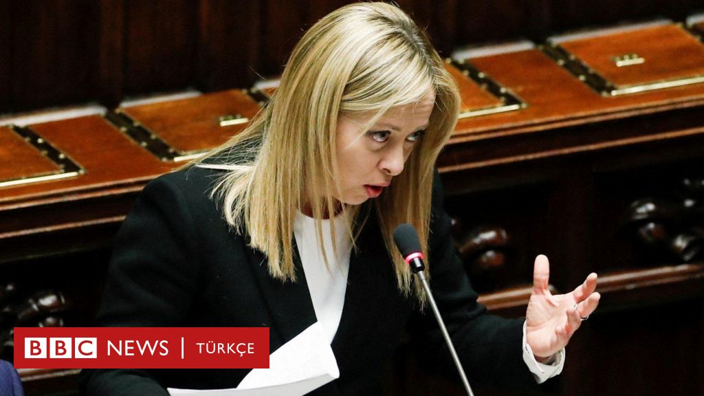 Opposizione collettiva al progetto di sistema presidenziale in Italia: “Non vogliamo un uomo o una donna”