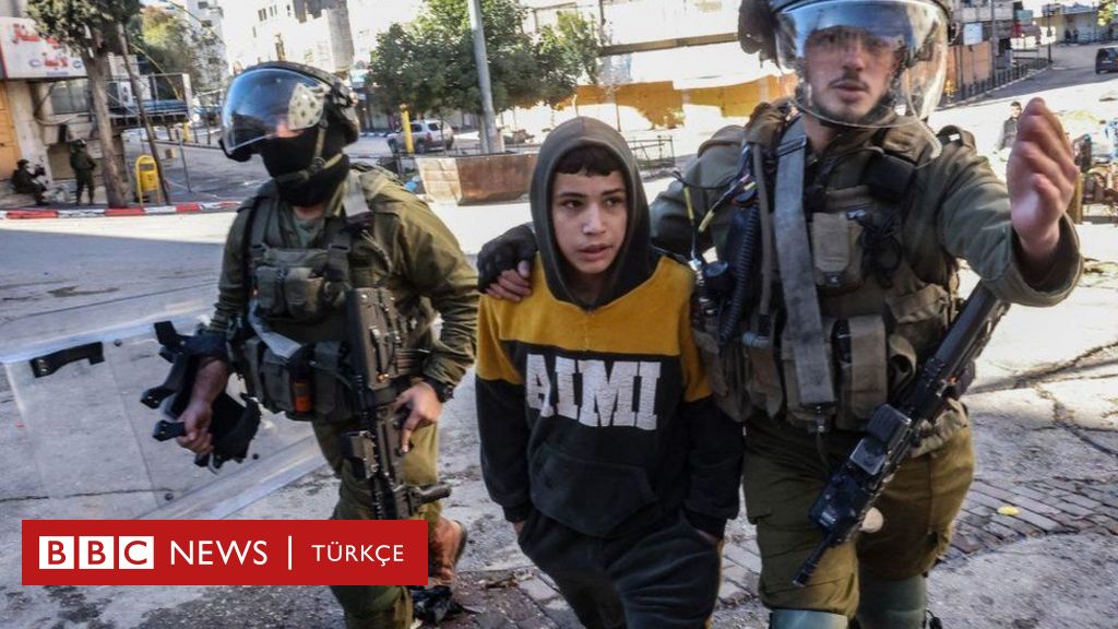 'İdari tutuklama': İsrail'in binlerce Filistinliyi aylarca gözaltında tutma yöntemi