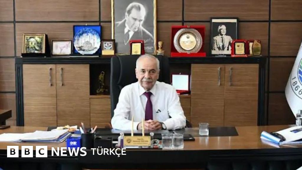 Keşan Belediye Başkanı Mehmet Özcan CHP'den istifa etti