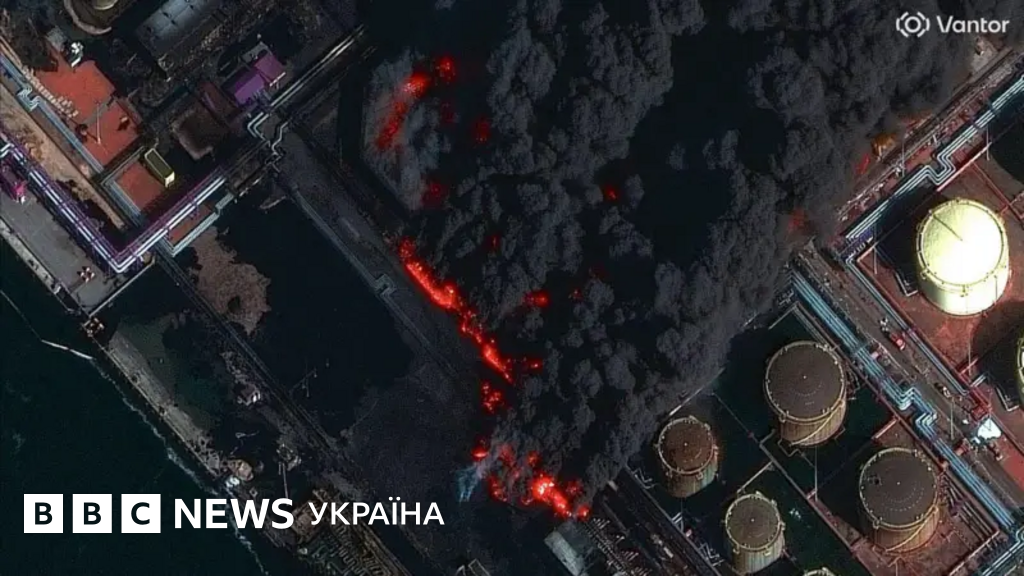 Що показують супутникові знімки про наслідки ударів України по ключових портах Росії