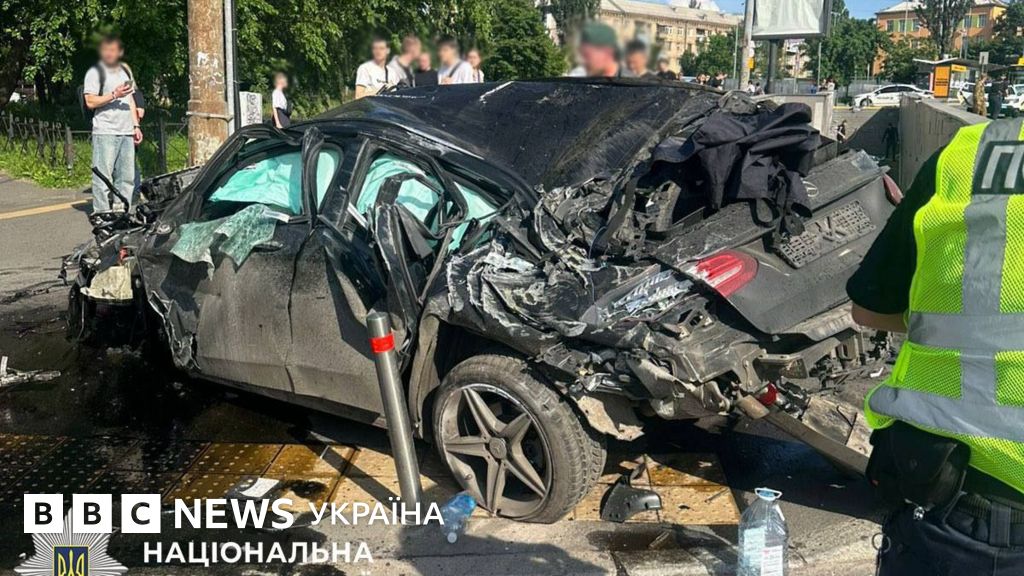 Наїхав на перехід: жінка, дитина і двоє поліцейських загинул