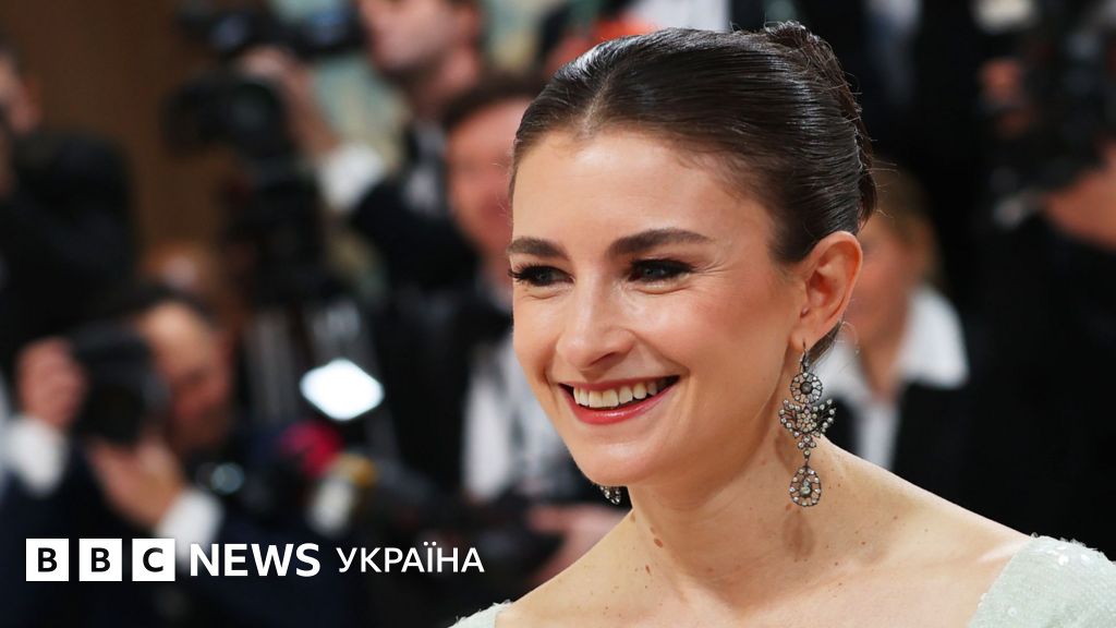 Хлої Малль. Хто замінить у Vogue легендарну Анну Вінтур