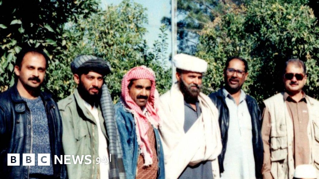 طالبان، کرنل امام اور قندھار پر قبضہ: افغانستان میں یرغمال بننے والی پی ٹی وی ٹیم اور ملا عمر کی تصویر کھینچنے کا تنازع