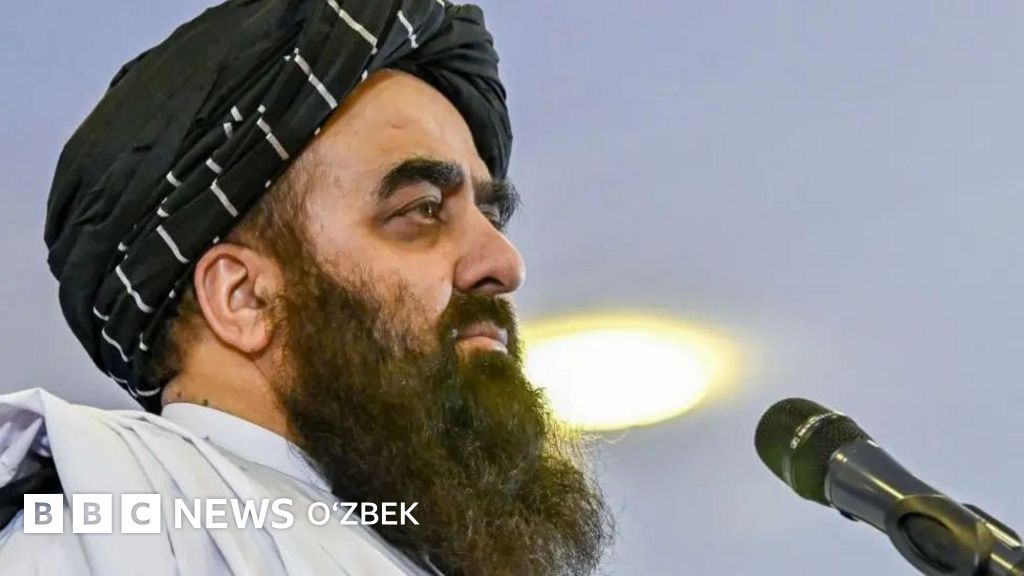 Eshakda uzun sik bilan jinsiy aloqa