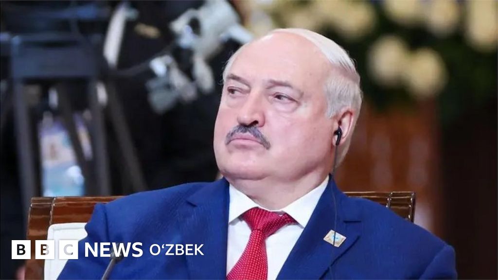 Onlayn ayol bilan haqiqiy jinsiy aloqa Menga Lena Vaenga yalangoch, külotsiz va sutyensiz korsating.