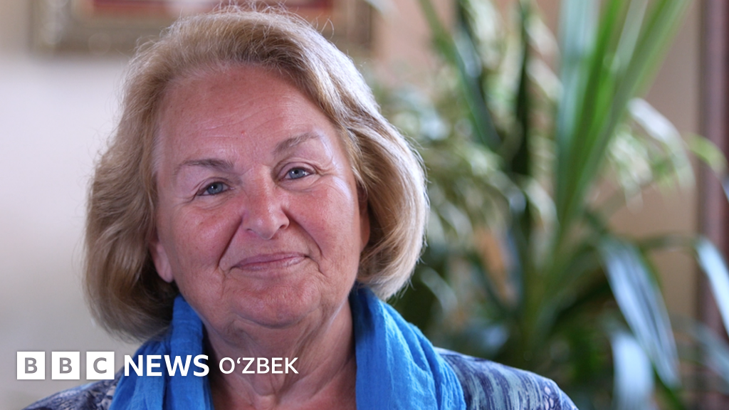 Issiq Ryazan kaltaklari ot ustida sikishadi