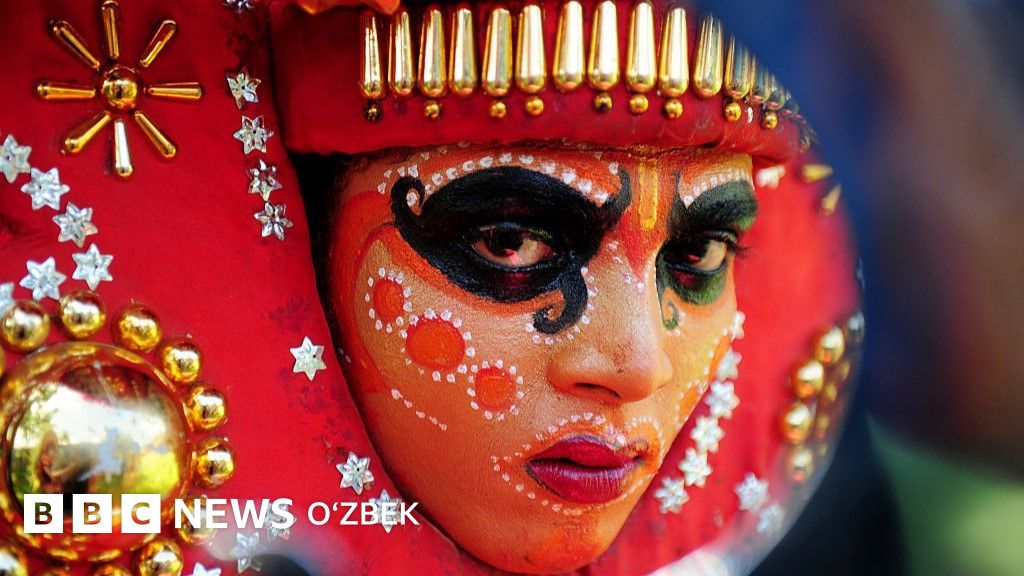 jamoat oldida yalangoch