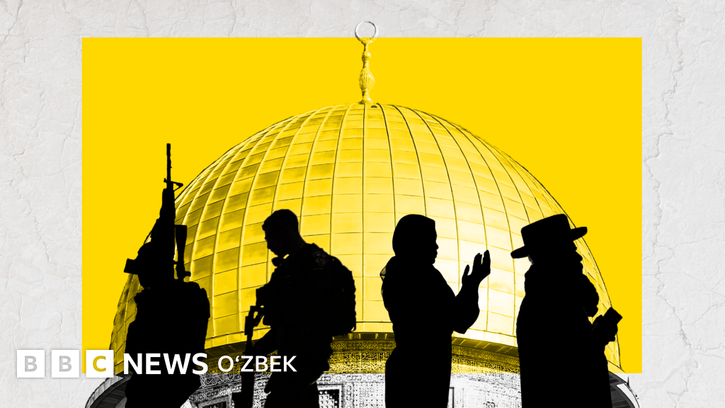 Anjelina Karelinaning yalangoch fotosurati