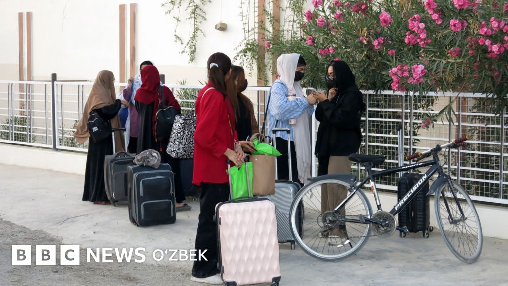 Vaginada shisha porno video Kokraklarida sutli ayollar porno