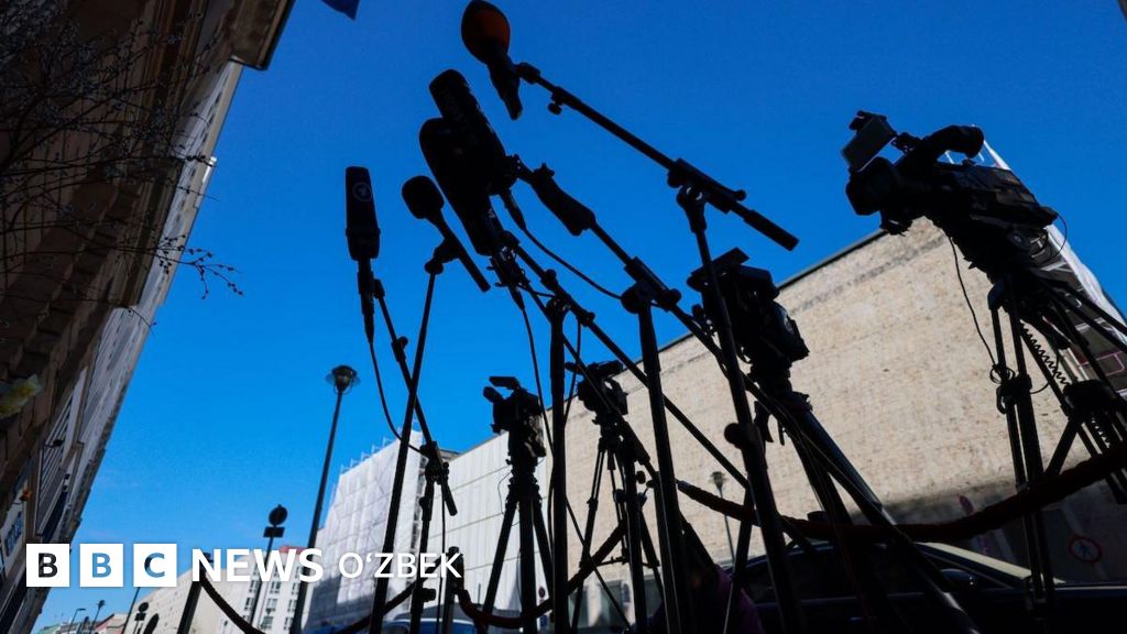 Мәскеулік студент төсекте анальді сексті жақсы көреді.