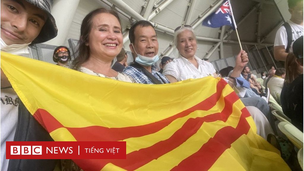 Trận Úc-Việt Nam: Cờ vàng là lý do VTV phát sóng trận đấu chậm 10 ...