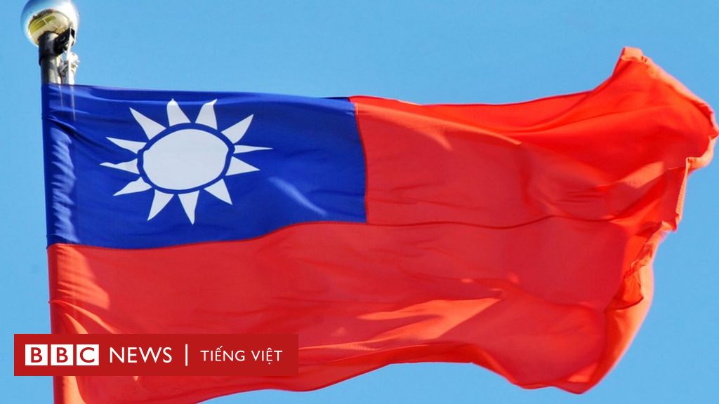Treo cờ Đài Loan là một biểu tượng rõ ràng cho sự độc lập của quốc gia này. Vào năm 2024, người dân Đài Loan tự hào khi cờ Đài Loan được treo lên trên biểu tượng nổi tiếng như tháp Eiffel ở Paris, Tháp Petronas ở Malaysia or Tokyo Skytree ở Nhật Bản. Các hành động này cho thấy cộng đồng quốc tế đang nhận thức được về sự độc lập của Đài Loan, cũng như khát khao tự do và chủ quyền của quốc gia này.