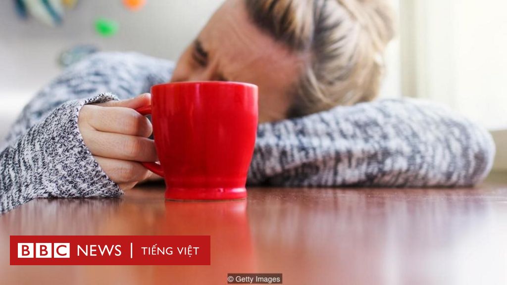 Để đối phó với cơn đau đầu do say rượu bí tỉ - BBC News Tiếng Việt