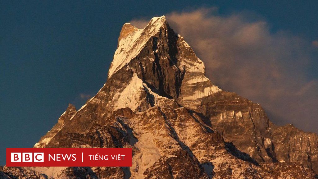 Machhapuchhare, đỉnh núi cấm linh thiêng trên dãy Himalaya
