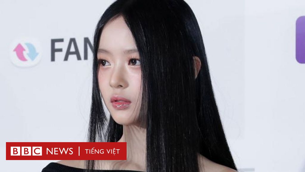 Hanni Phạm - ca sĩ K-pop bị tẩy chay vì gia đình có gốc gác VNCH? - BBC  News Tiếng Việt