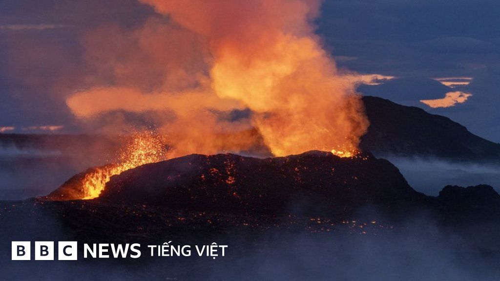 Iceland ban bố tình trạng khẩn cấp do lo ngại núi lửa Fagradalsfjall