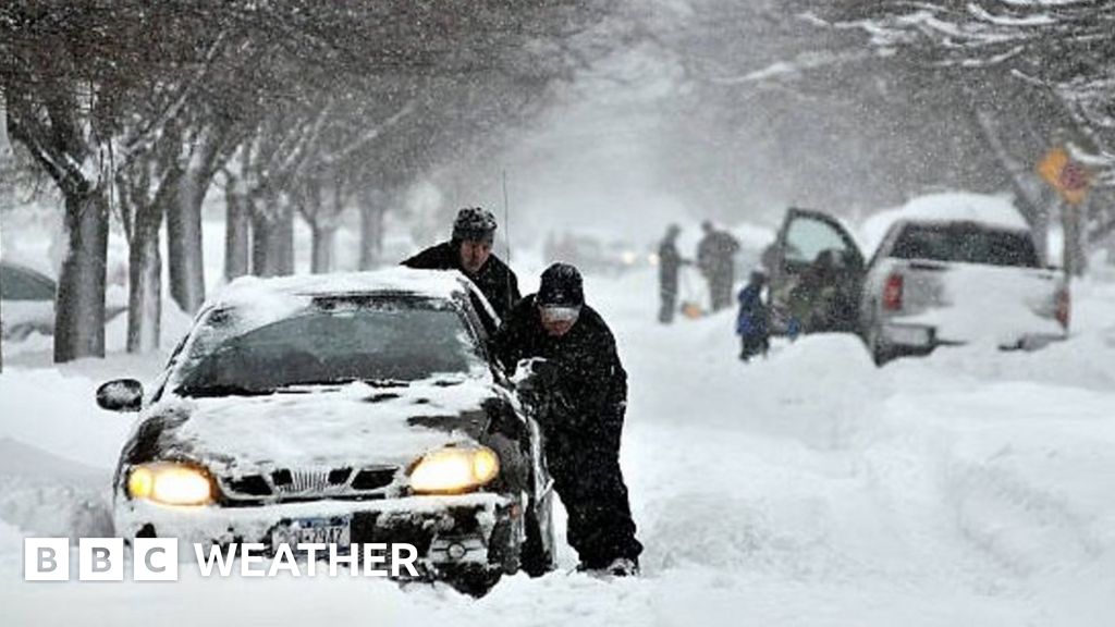 Lake Effect Snow: What Is It? - BBC Weather