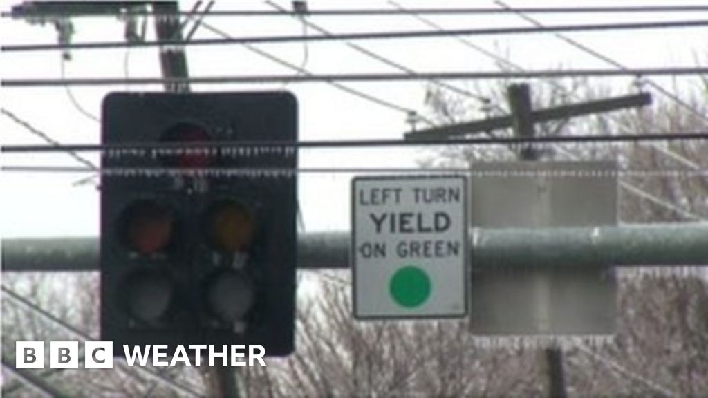 Ice storm hits USA - BBC Weather