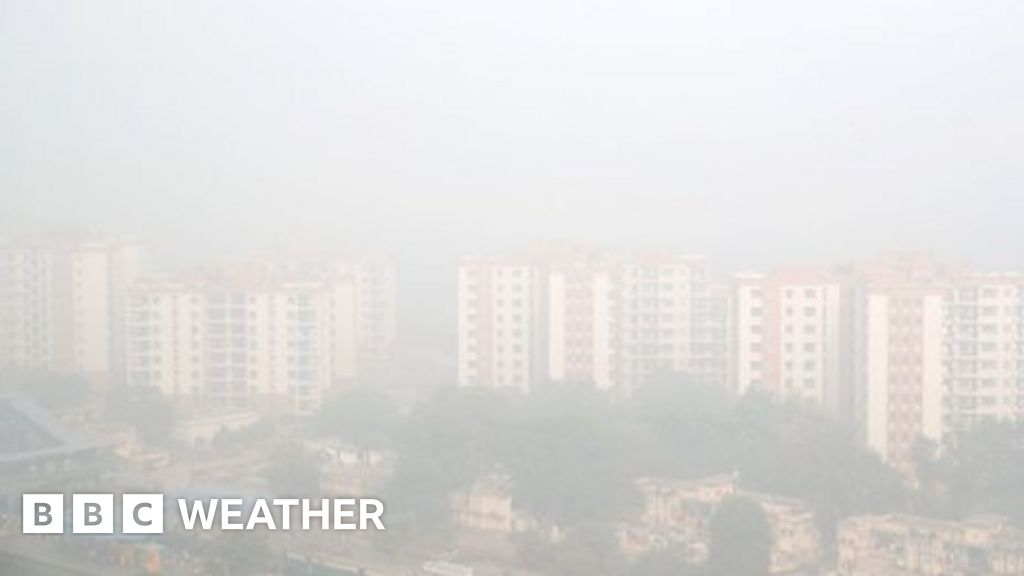 Severe Smog Chokes Delhi - BBC Weather