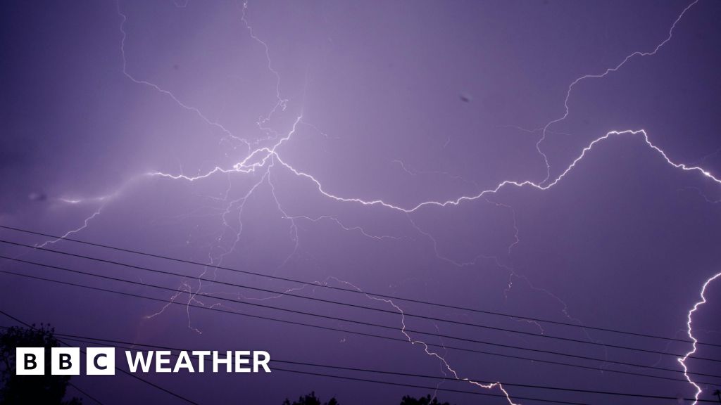 Warnings of heavy rain as thunderstorms hit parts of the UK