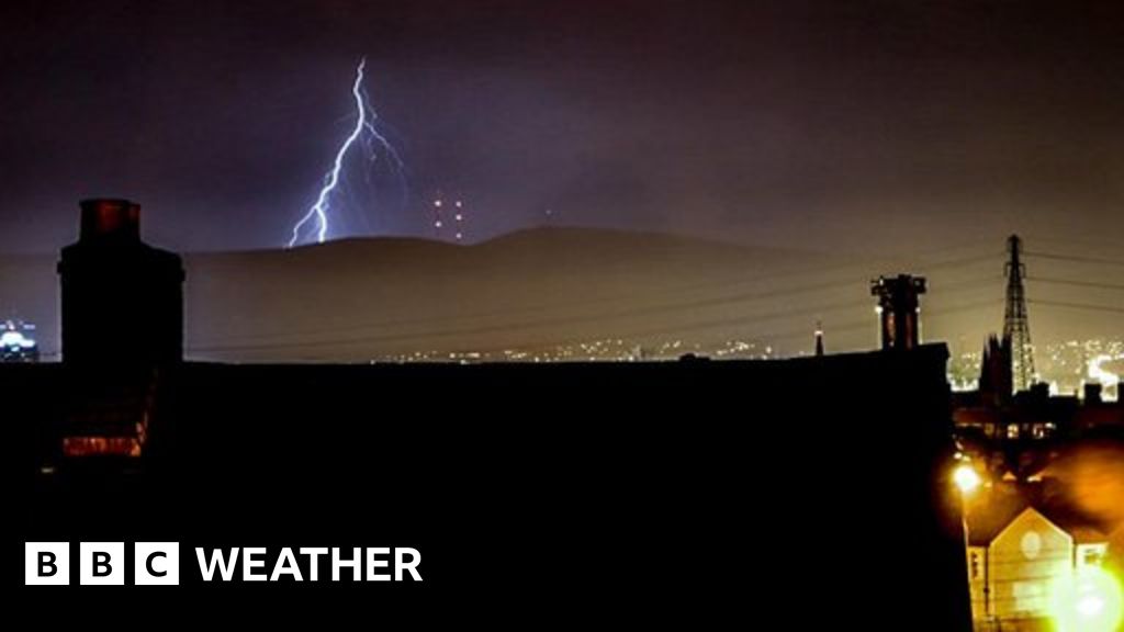 why-do-thunderstorms-form-bbc-weather