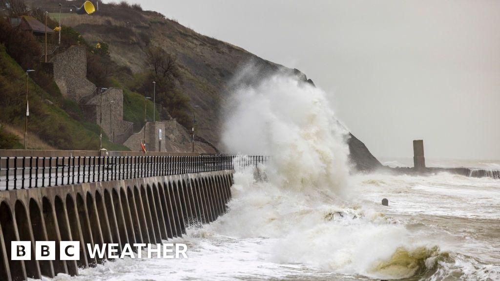 Storm Darragh: Red Warning Issued As 90mph Winds And Flooding Rain To ...