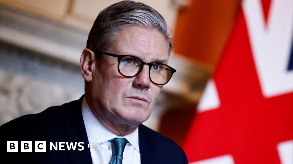 是什麼導致英國首相施紀賢辭職？