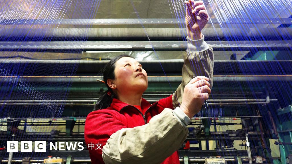 中东的冲突正对中国以出口为导向的经济造成冲击，为工厂订单、成本和就业带来压力。