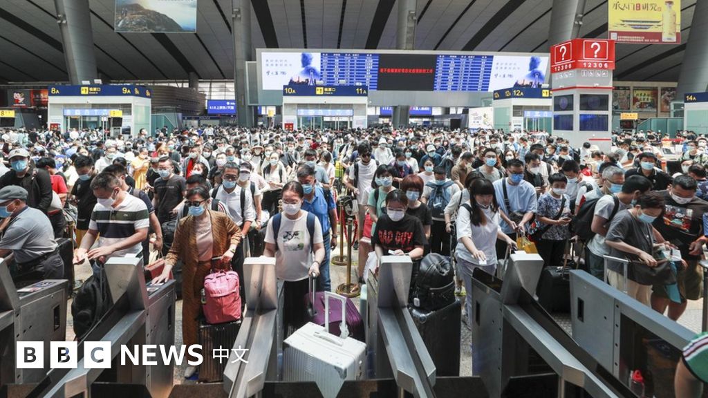 新冠抗疫政策要“个案清零”还是“与毒共存”背后的经济考量