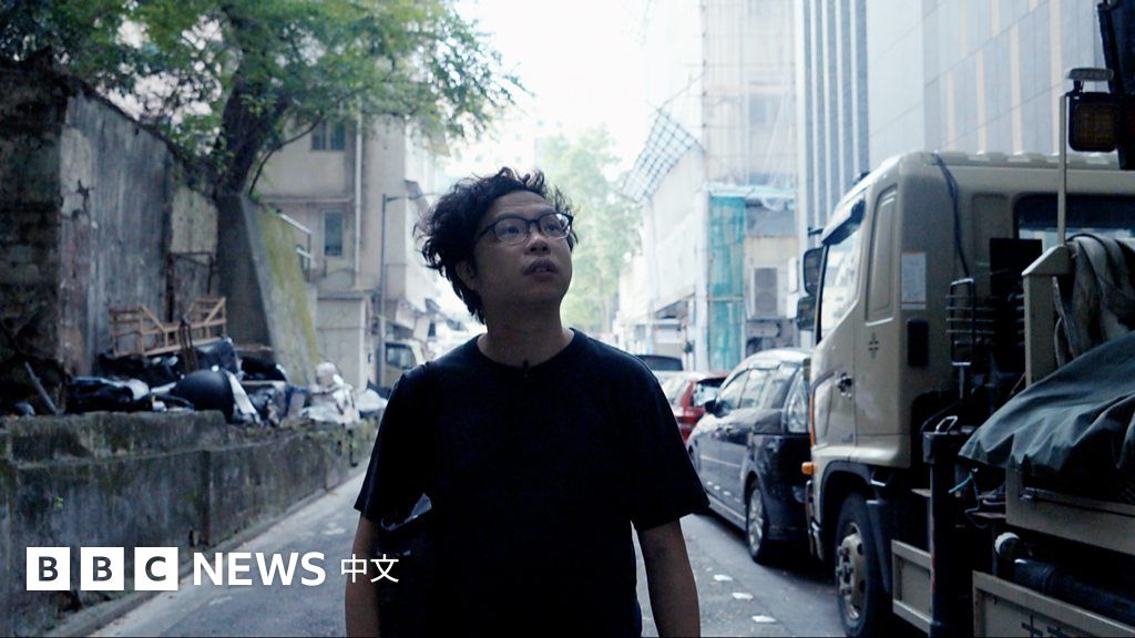 与城市研究学者黄宇轩一起在香港上堂“散步课”