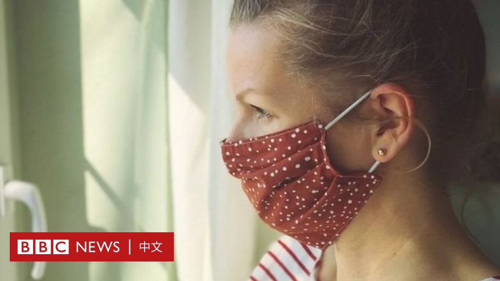 冠状病毒：室内聊天中不戴口罩“感染风险超过咳嗽” -BBC新闻