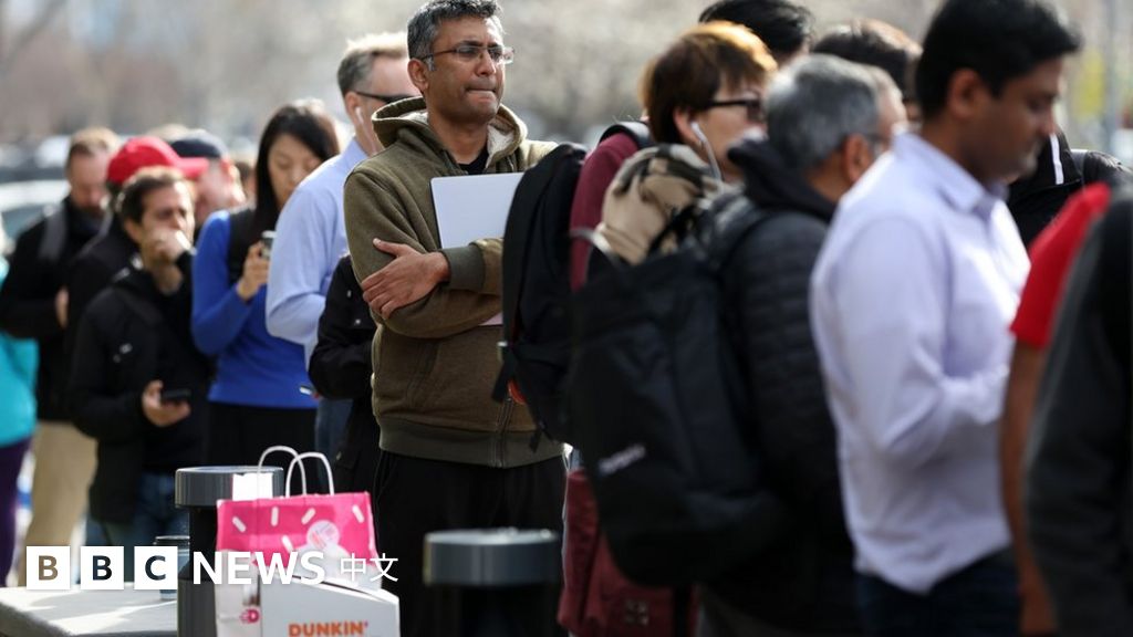 中国“两会”闭幕、奥斯卡上的亚裔、硅谷银行倒闭和本周更多要闻