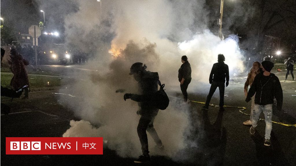 美国黑人男子在明尼苏达州被警察枪杀，种族冲突再次爆发-BBC新闻