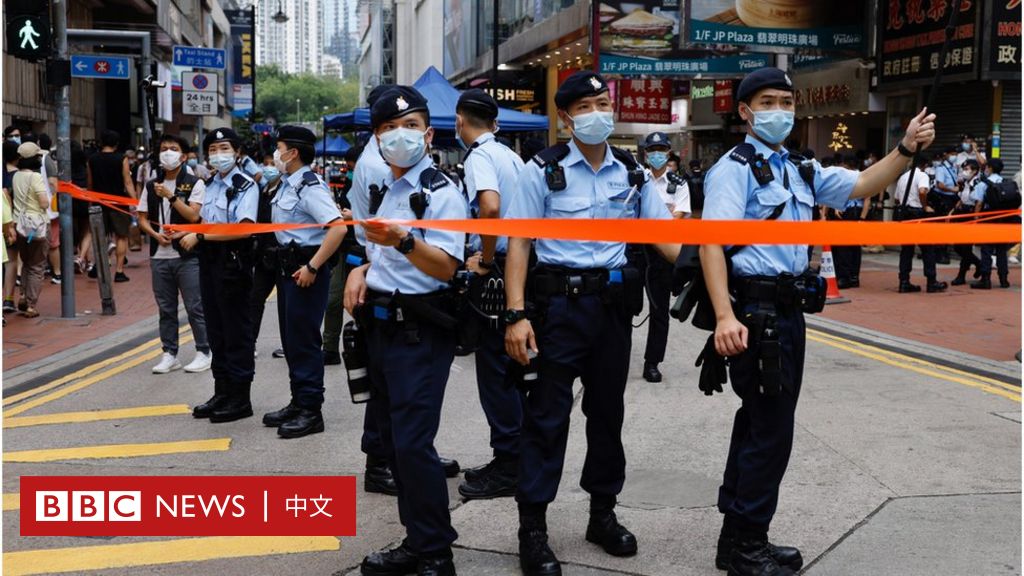 香港“七一”：中式步操首亮相，维园被封上万警力街头严查