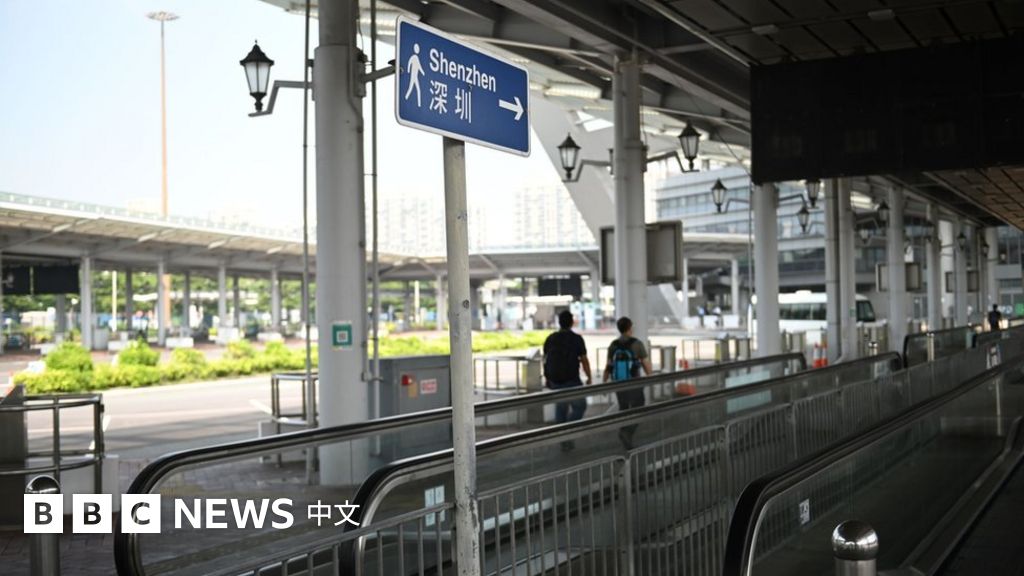 中国缩短入境隔离时间 网民担忧会否层层加码