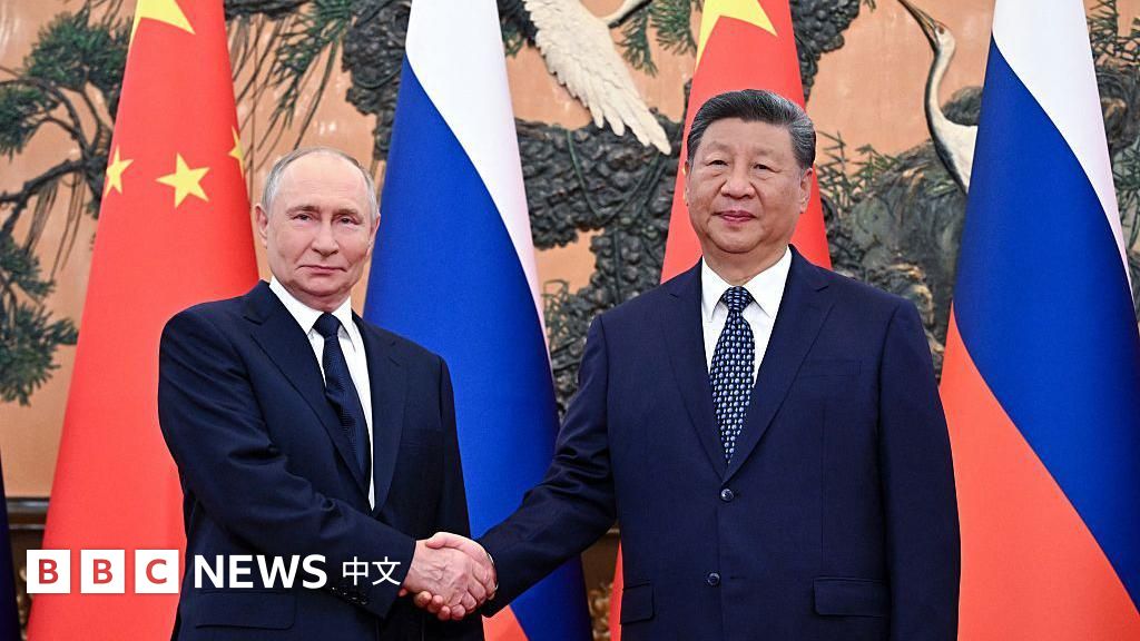 在美国总统特朗普结束访华不到一周，北京将迎来新的客人——俄罗斯总统普京。普京为何而来？中俄关系现在有多紧密？