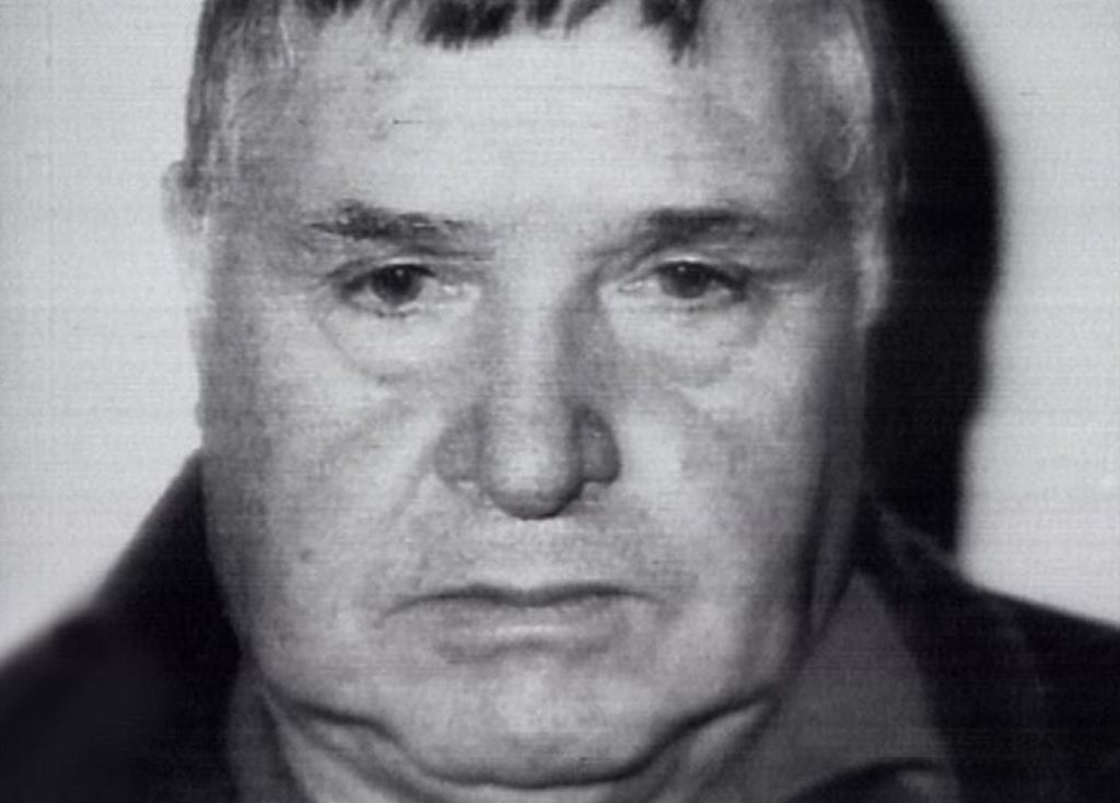 Salvatore Toto Riina Feared Mafia Boss Dies Aged 87 Bbc News