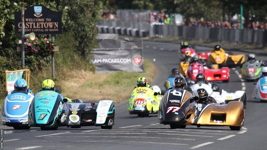 Sidecars competing at 2022 event