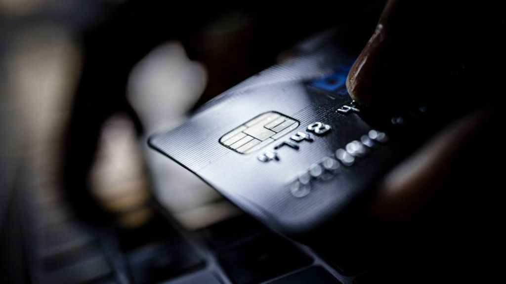 A close up on the corner of a credit card