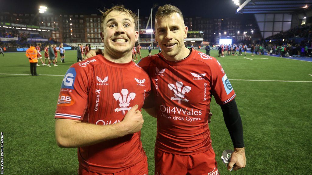 Scarlets half-backs Ioan Lloyd and Gareth Davies