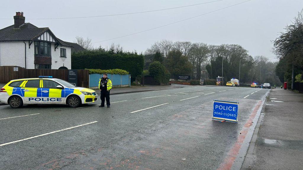 Nantwich Road, Crewe closed by police