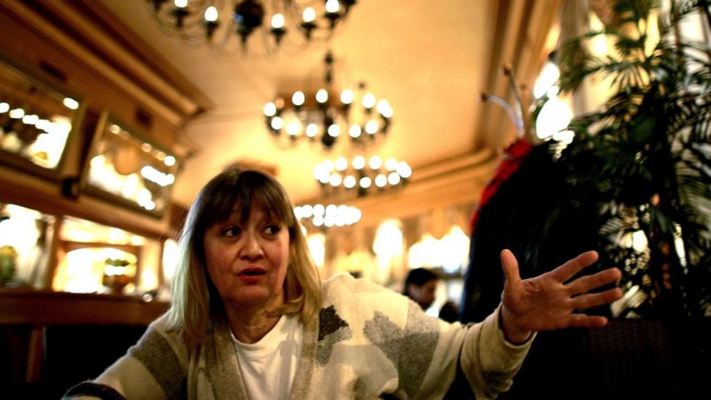 Vesna Vulovic Stewardess Who Survived 33 000ft Fall Dies BBC News vesna-vulovic-stewardess-who-survived-33-000ft-fall-dies-bbc-news